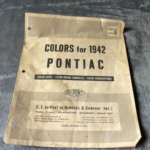 Vintage Pontiac DuPont Colors For 1942 Bulletin 🚙
